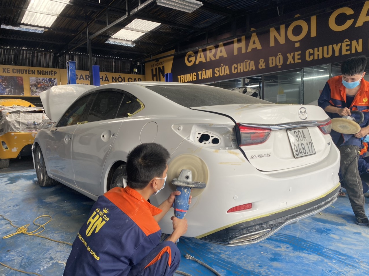 SƠN Ô TÔ CHUYÊN NGHIỆP - GIÁ TỐT - LẤY NGAY TRONG NGÀY